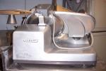 Hobart Slicer Model #3613  Heavy Duty Manual Slicer w/ 13-in Removable Knife, Tool & Meat Grip Assembly, Used<br />
<br />
$800.00