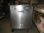 Alto-Shaam 750-S<br />
Halo Heat Holding Cabinet